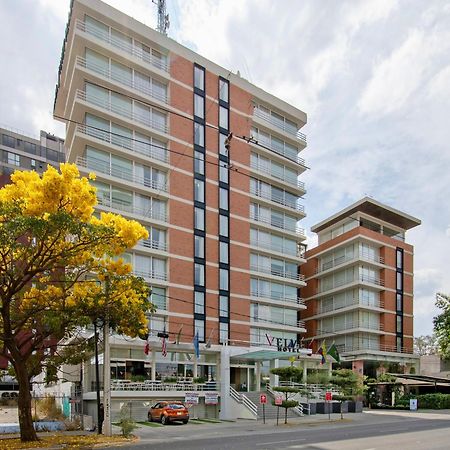 Hotel Velvet Plaza Гвадалахара Екстер'єр фото