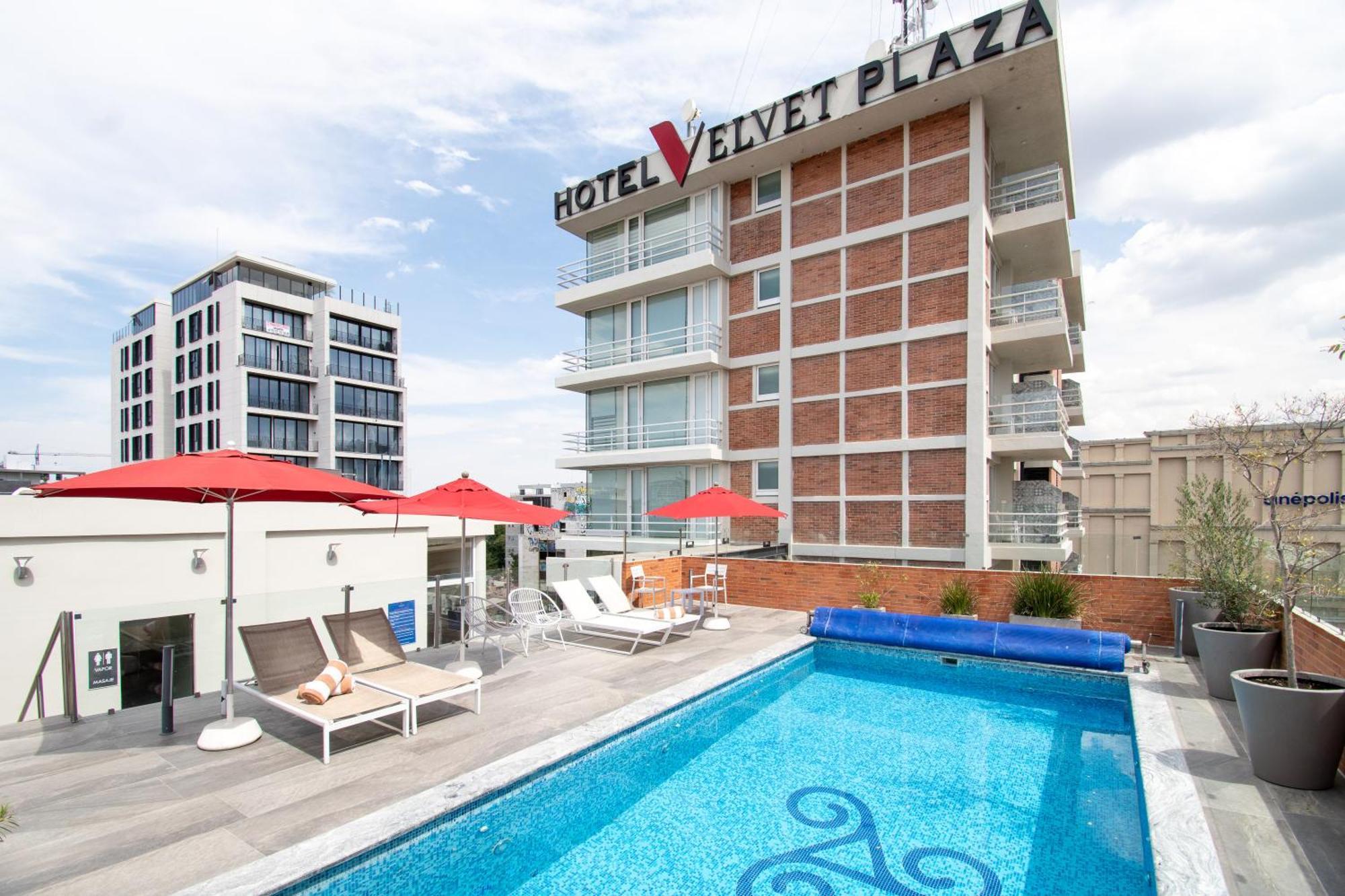 Hotel Velvet Plaza Гвадалахара Екстер'єр фото
